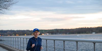 poster de la série 2016