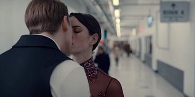 poster de la série Le temps cicatrise tout