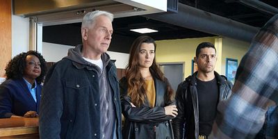 poster de la série La règle n°9