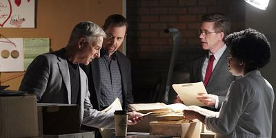 poster de la série Les éphémères