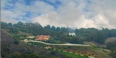 poster de la série Ce n'est qu'un au revoir ? (2/2)