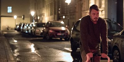 poster de la série Les cercles de résonnance