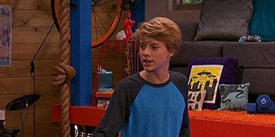 poster de la série Indestructible Henry: Part 2