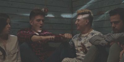 poster de la série Y volver, volver