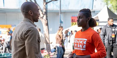 poster de la série Tranquillement passer à autre chose