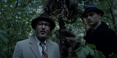 poster de la série Curse of the Skinwalker