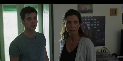 poster de la série Bercés d'illusions