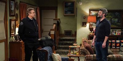 poster de la série An Old Dog, New Tricks and a Ticket to Ride