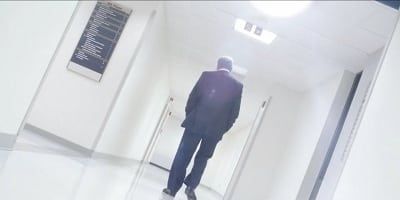 poster de la série Entre la vie et la mort