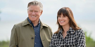 poster de la série Are the Stars Out Tonight?