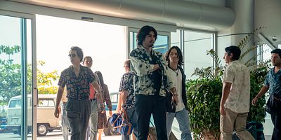 poster de la série Aéroport international Don Miguel Hidalgo y Costilla