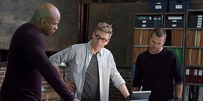 poster de la série Retombées