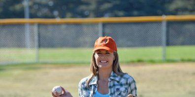 poster de la série Stay in or Bail Out