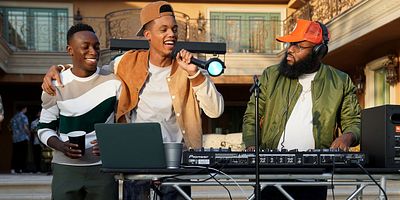 poster de la série Querelles en cadeaux