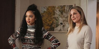 poster de la série Feel It In The Air