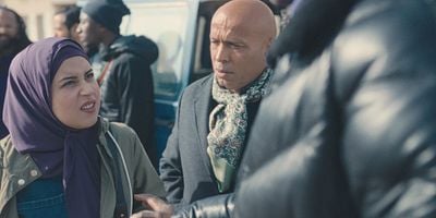 poster de la série En terre inconnue