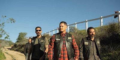 poster de la série I Hear the Train A-Comin