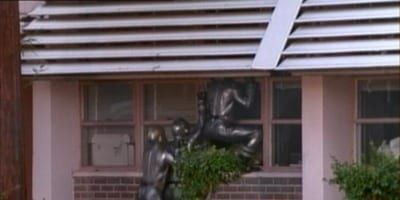 poster de la série On connaît la musique