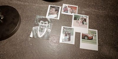 poster de la série Il est là