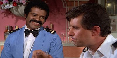 poster de la série Isaac's Aegean Affair/The Captain and the Kid/Poor Rich Man/The Dean and the Flunkee: Part 2