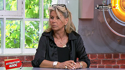 image de la news “Méfiez-vous”, cette fausse information qui circule sur Caroline Margeridon (Affaire conclue)