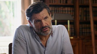 image de la news Nouveau Jour : victime de chantage, Louise cèdera-t-elle l'hôtel à son ex-mari Clément ?