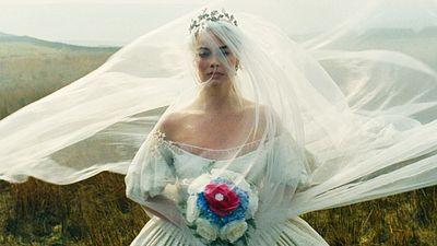 image de la news "Impossible de réaliser une adaptation parfaite" : pourquoi Hurlevent avec Margot Robbie est-il aussi peu fidèle au livre ?