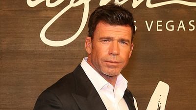 image de la news 24 ans avant Yellowstone, Taylor Sheridan a débuté sa carrière face à Chuck Norris dans une série culte