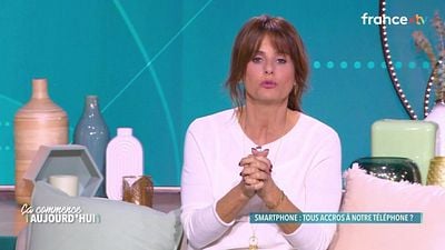 image de la news Ça commence aujourd'hui : nouveau décor et nouvelle "formule" pour la rentrée ! Ce qui va changer pour Faustine Bollaert