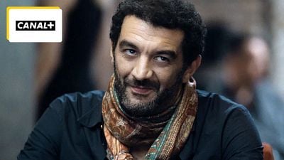 image de la news D'Argent et de sang : la scène du jet privé et de la banane a-t-elle vraiment eu lieu dans la réalité ?