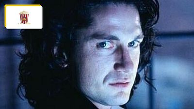 image de la news Même les fans de Gerard Butler ont oublié ce film d'horreur où il a les dents longues, très longues...