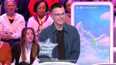 image de la news "C’est très émouvant", Jean-Luc Reichmann fait une surprise à Emilien dans Les 12 Coups de midi…