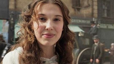 image de la news Netflix : Millie Bobby Brown devant la caméra du réalisateur de la série Adolescence