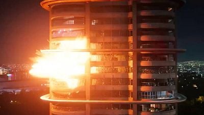 image de la news 22 ans après, ce thriller d'action culte avec Denzel Washington devient une série Netflix : les premières images sont là et elles sont époustouflantes !