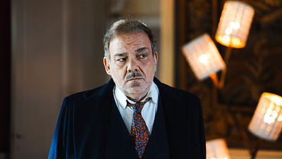 image de la news Le Daron : TF1 bouscule la diffusion des deux derniers épisodes de la saison 2 !