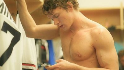 image de la news Heated Rivalry : enfin une date pour la saison 2 de la série HBO déconseillée aux moins de 16 ans !