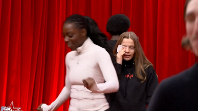 image de la news Star Academy : pourquoi Anouk a-t-elle un coton sur l'œil ?