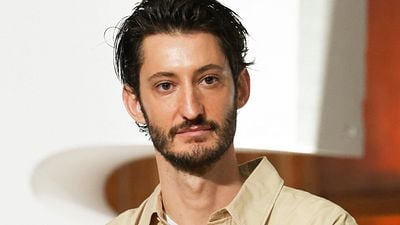 image de la news "J'ai hésité très longtemps" : un an après le succès du Comte de Monte Cristo, Pierre Niney honore enfin la promesse qu'il avait faite sur le tournage du film