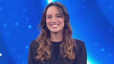 image de la news N'oubliez pas les paroles : Sandy "en attente de décision", sa reconversion avance