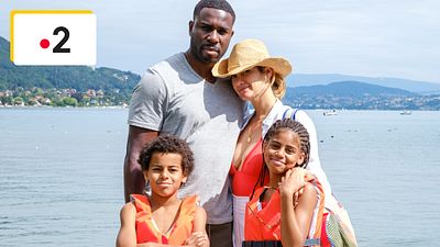 image de la news La vie rêvée des autres sur France 2 : que vaut ce téléfilm inspiré de l'affaire Flactif avec Arthur Dupont et Charlie Bruneau ?