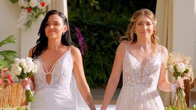 image de la news Mariés au premier regard : "Réveil en douceur", week-end surprise pour Mélanie et Lucile