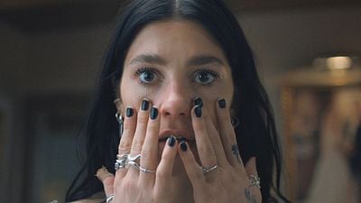 image de la news Premières images : après Stranger Things, découvrez cette nouvelle série Netflix déconseillée aux moins de 16 ans !