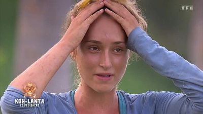 image de la news Koh-Lanta All Stars : cette aventurière dévoile son astuce improbable pour se laver les dents sans brosse sur l'île