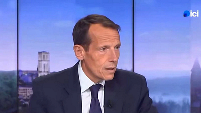 image de la news "Il en fait un peu trop..." : France 3 Limousin donne des nouvelles du journaliste victime d'un malaise en direct avec humour