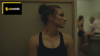 image de la news Au cinéma : un drame bouleversant sur une adolescente qui décide de se taire face aux accusations contre son entraîneur