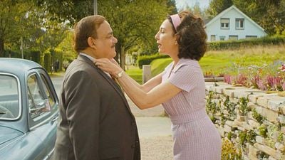 image de la news C'était mieux demain est-il un bon film ? Que pensent les spectateurs de cette comédie avec Didier Bourdon et Elsa Zylberstein ?