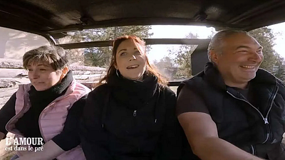 image de la news "Au moins, tu nous le dis", Stéphane (L’amour est dans le pré) fait une annonce fracassante à ses deux prétendantes (spoiler)