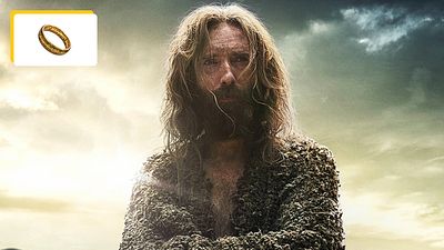 image de la news Le Seigneur des Anneaux : Gandalf ou pas ? Le nom de L’Étranger sera révélé dans la saison 2 des Anneaux de Pouvoir !