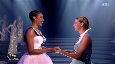 image de la news Miss France 2025 dévoile ce qu'elle a dit à Miss Nord-Pas-de-Calais avant l'annonce des résultats