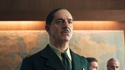 image de la news Premières images : les films historiques événements de 2026 consacrés au Général de Gaulle se dévoilent... Avec un casting 5 étoiles !
